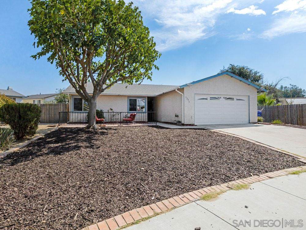 1256 E St - Photo 1