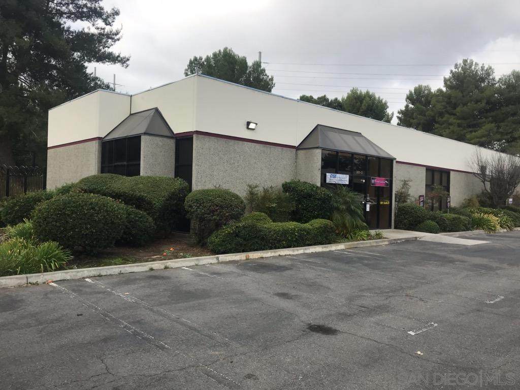 301 Enterprise St, Suite 3 - Photo 1