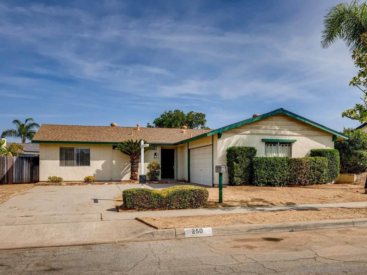 250 Dorothy Ct - Photo 1