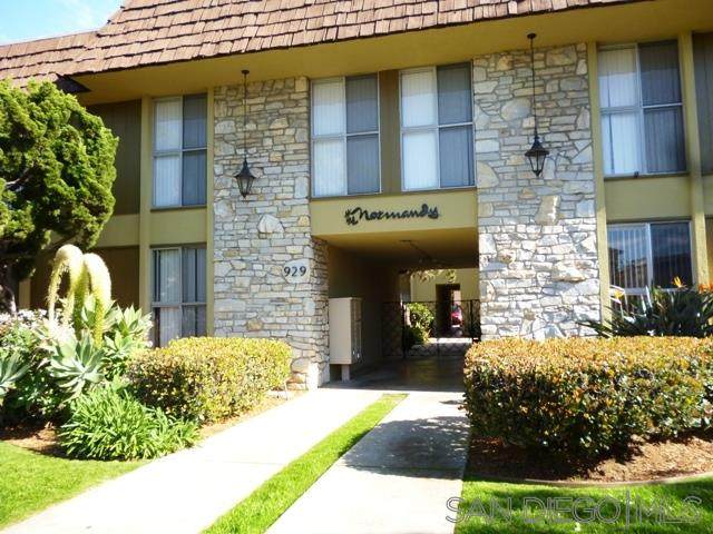 929 E Avenue - Photo 1