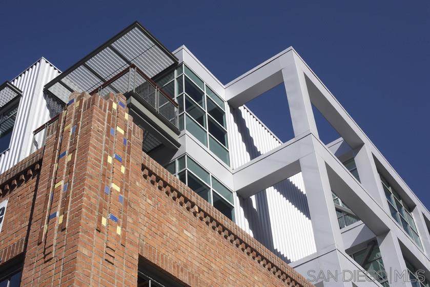406 9th Avenue Suite 301 - Photo 1