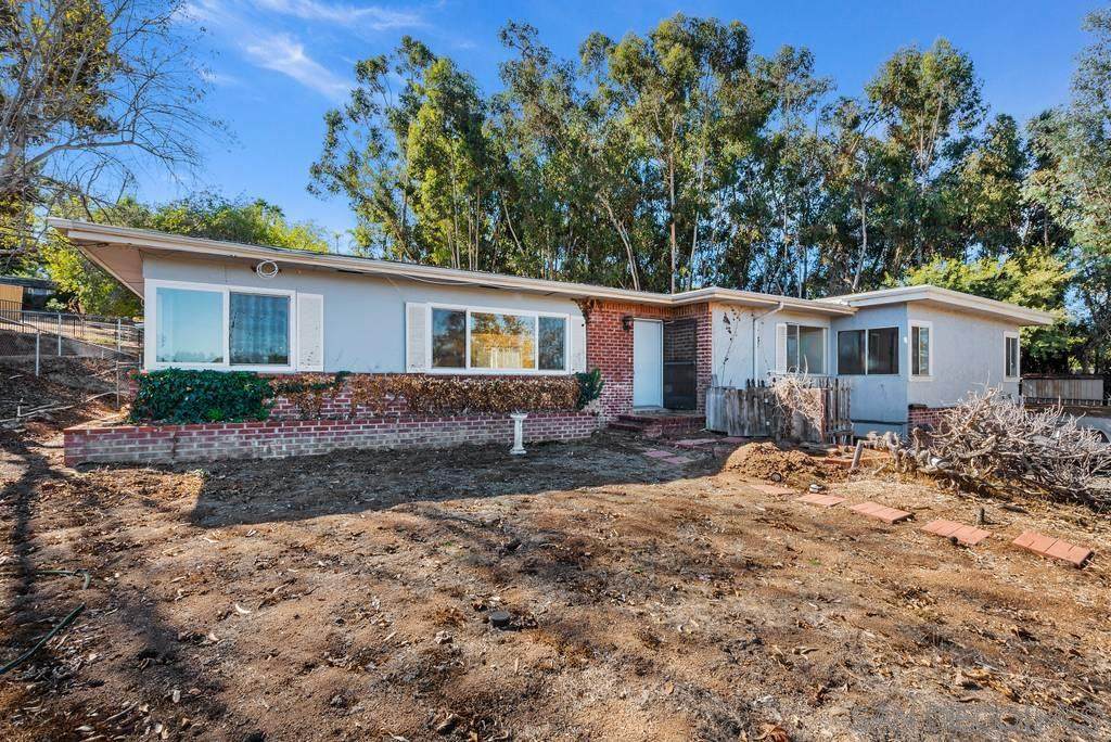 1519 Chase Ave - Photo 1