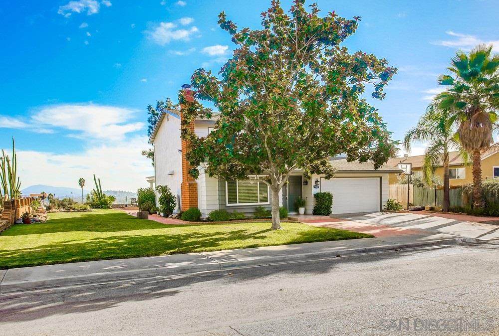 941 Madison Ave - Photo 1