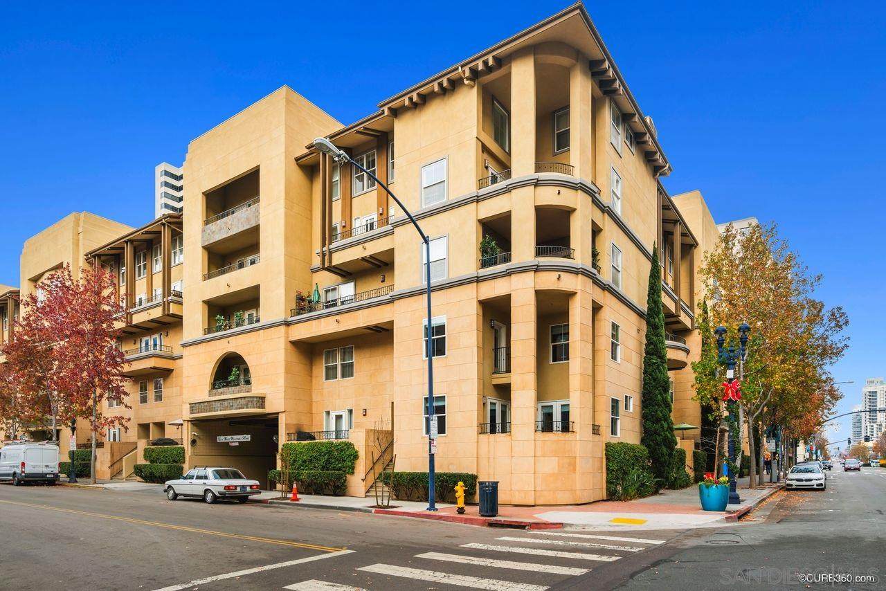 301 G Street - Photo 1