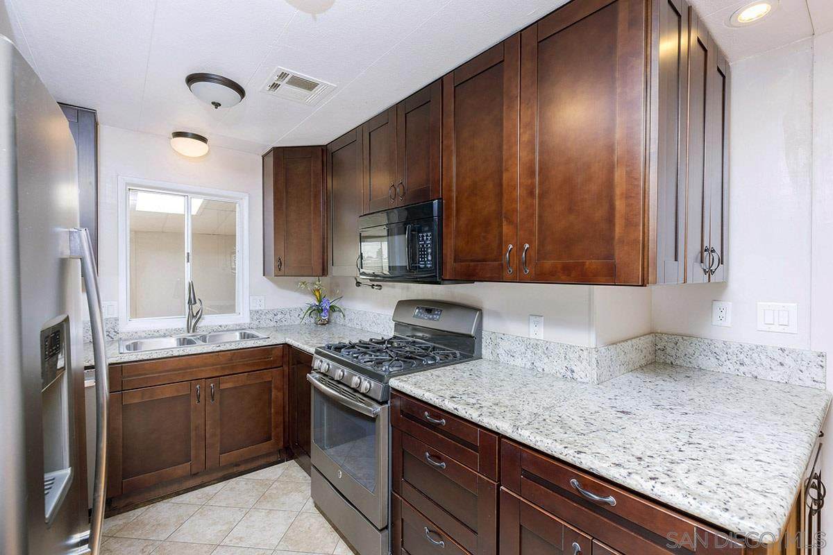 144 Skyview Lane - Photo 1
