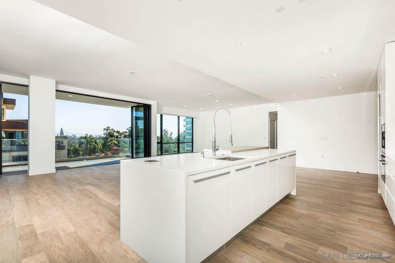 2604 5th Ave - Photo 1
