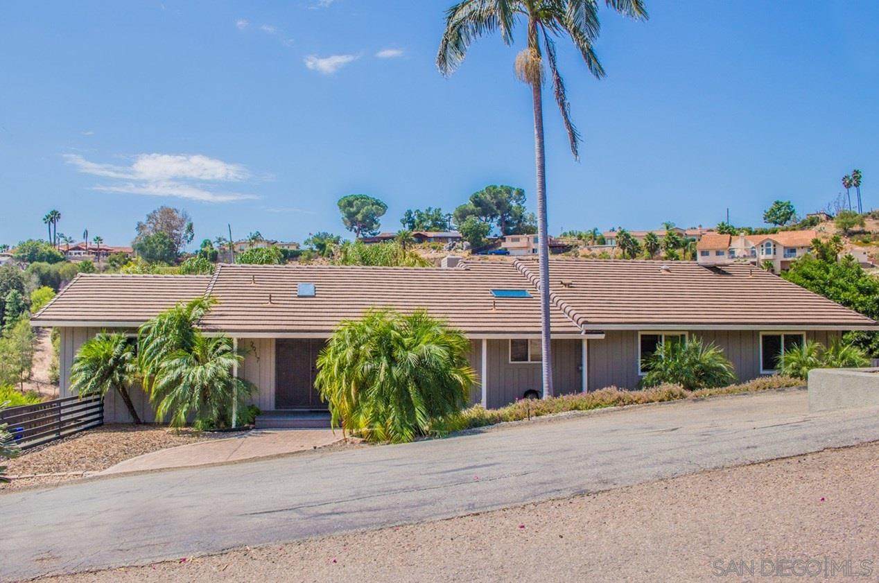 2917 Anaheim St - Photo 1
