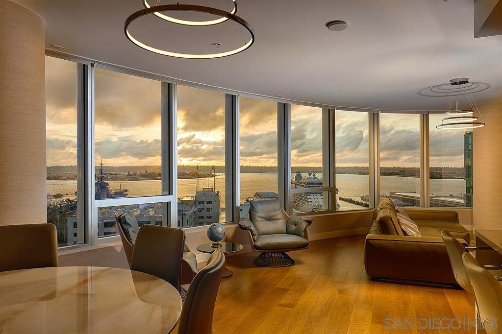 888 E Street - Photo 1