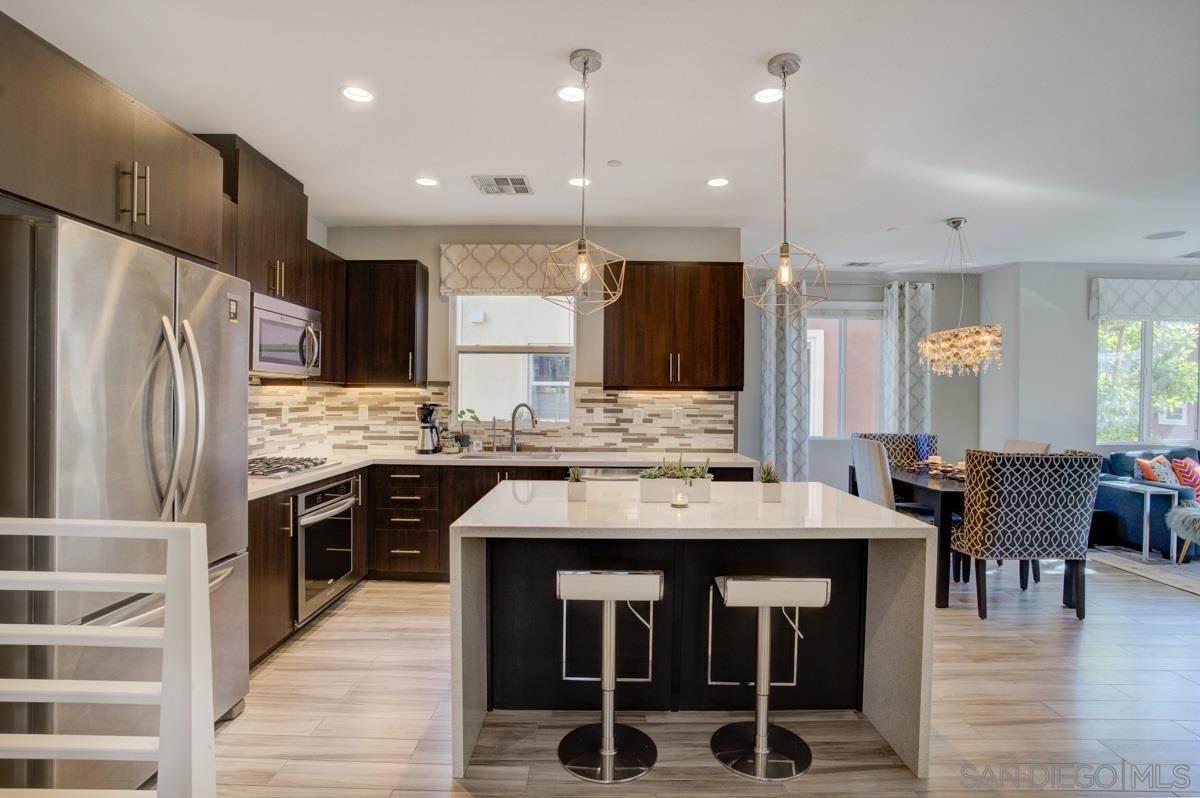 7865 Modern Oasis Dr - Photo 1