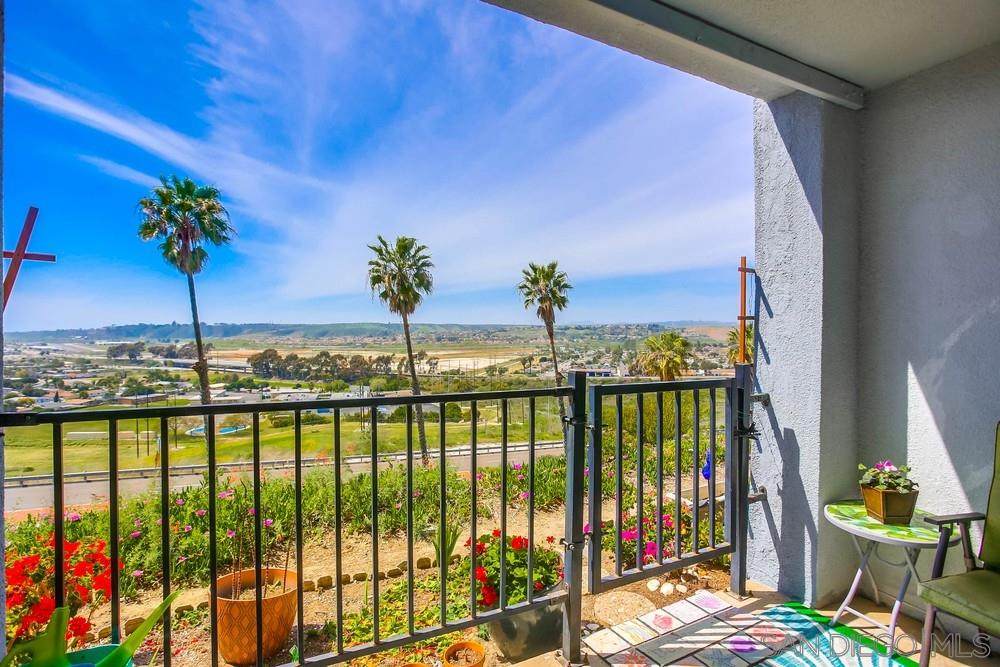 3606 Vista Rey - Photo 1