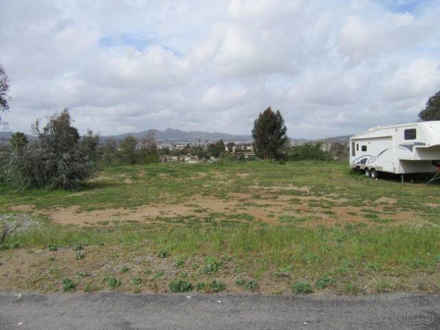 910 Luna Vista Drive - Photo 1