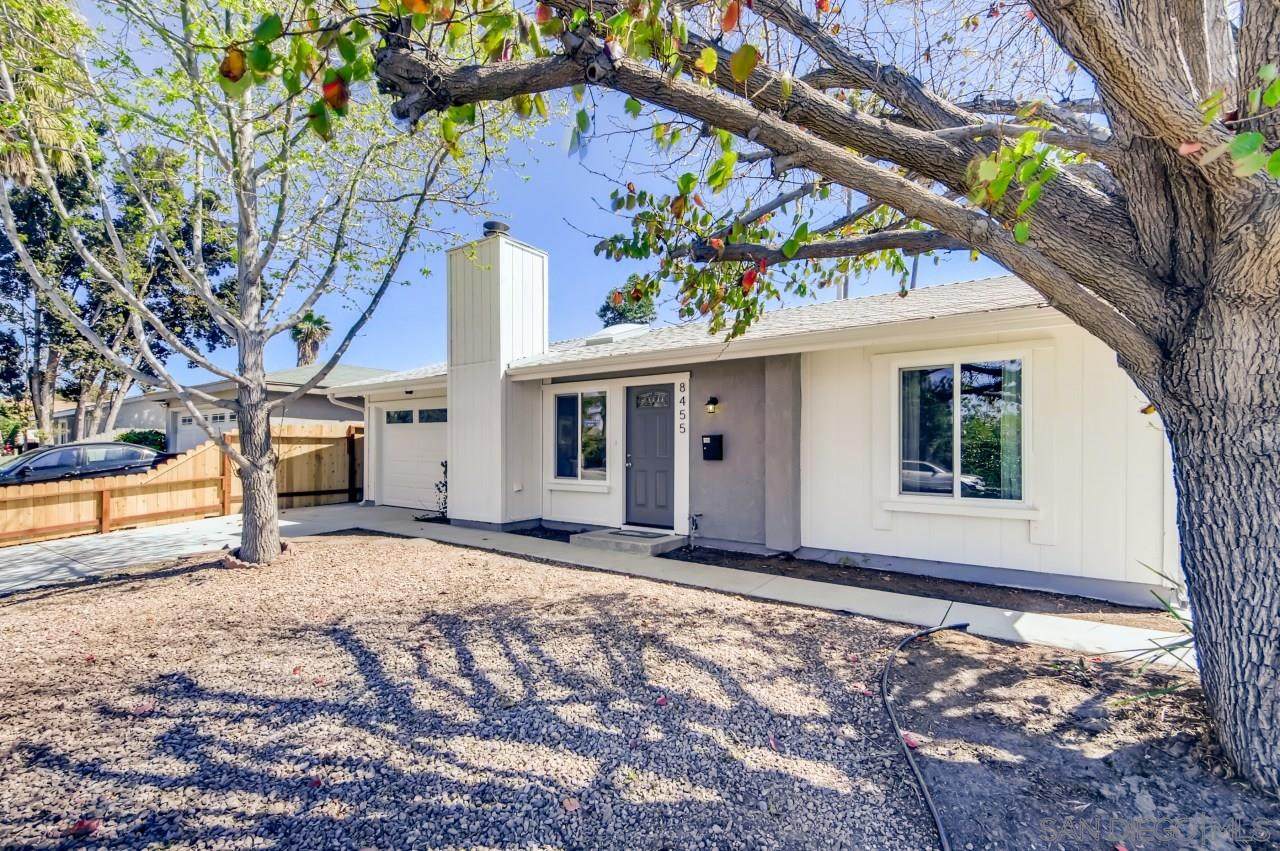 8455 Jade Coast Dr - Photo 1
