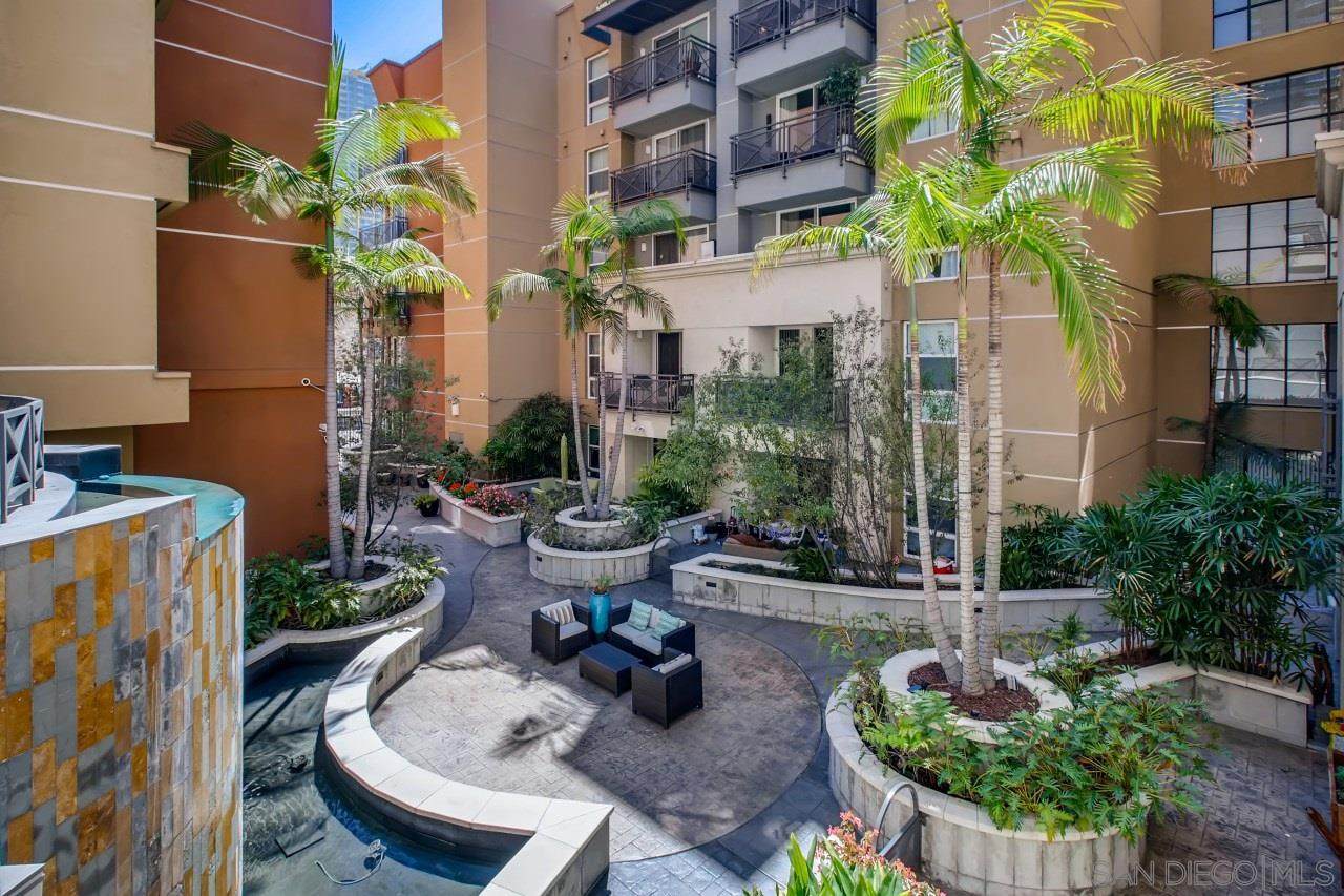 525 11th Avenue - Photo 1