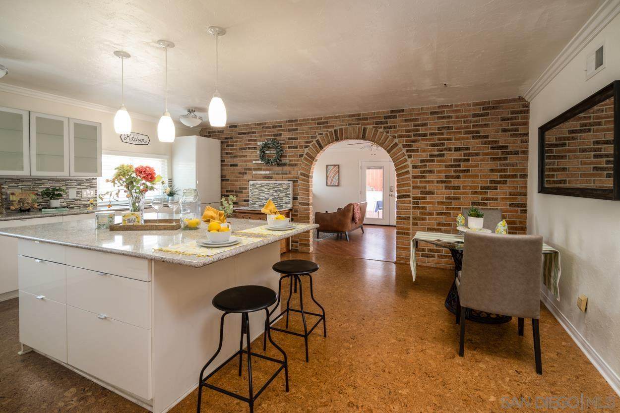 9806 Bilteer Dr - Photo 1