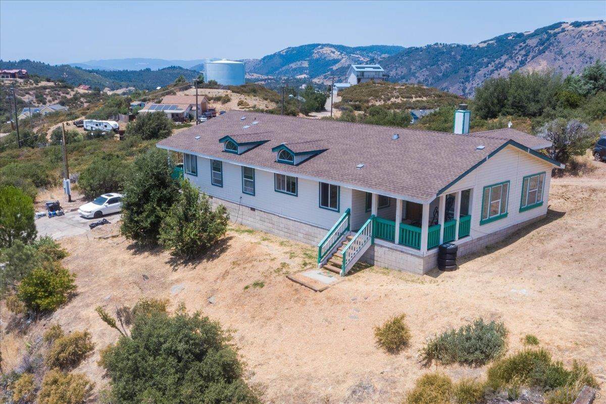 716 Hacienda Dr - Photo 1
