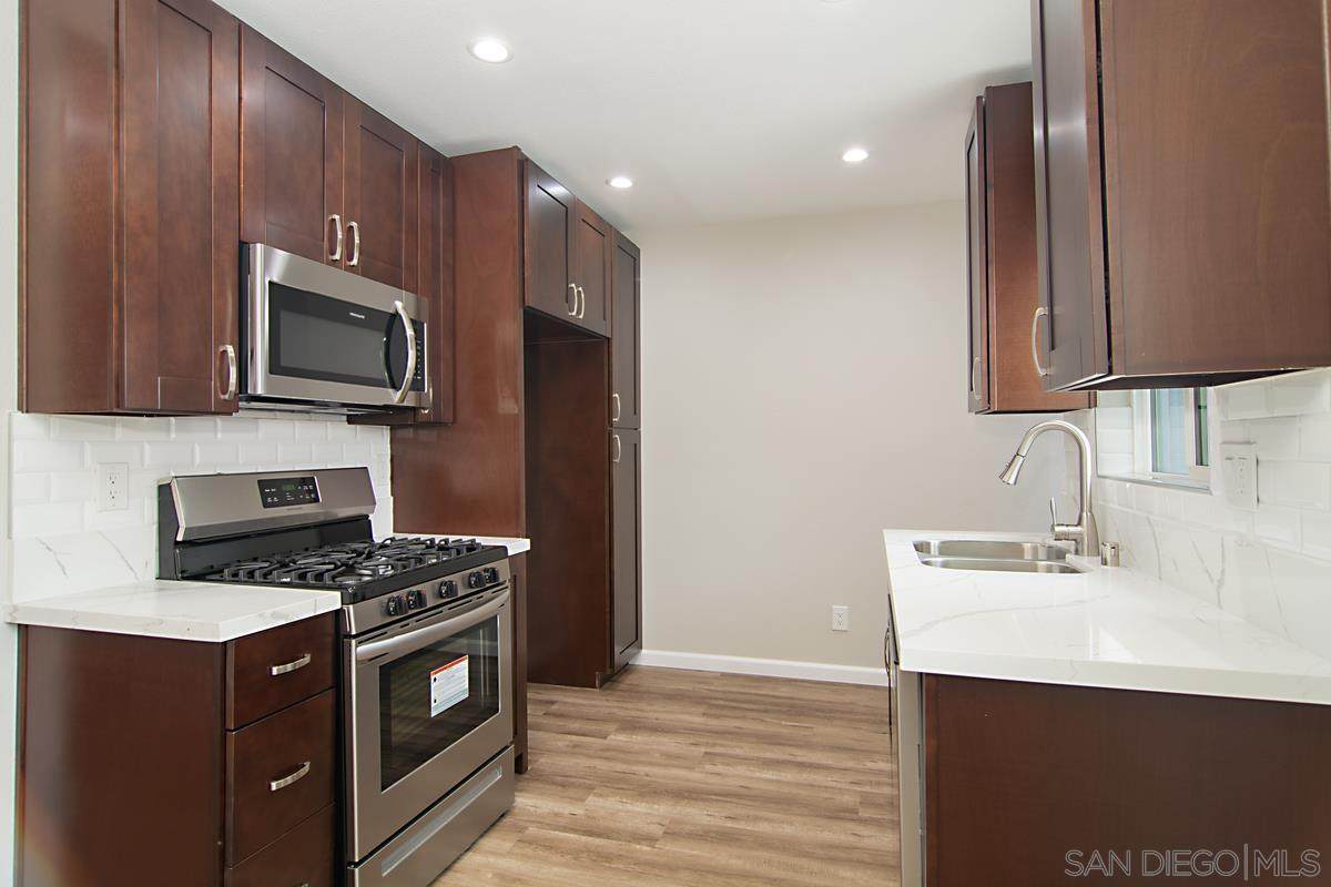 3237 Fairmount Ave - Photo 1
