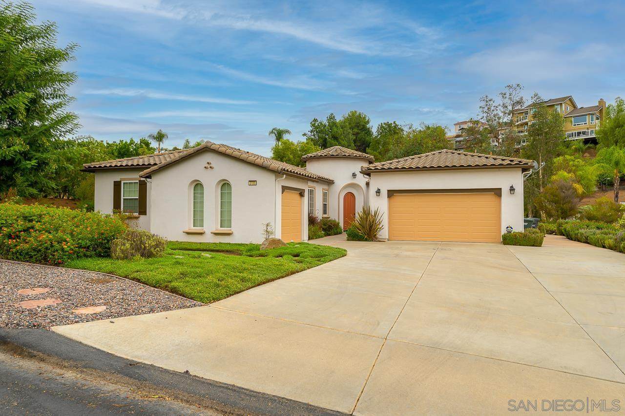 2120 Hidden Springs Dr - Photo 1