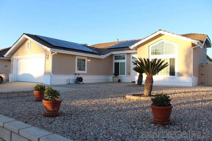 1758 Harold Dr - Photo 1