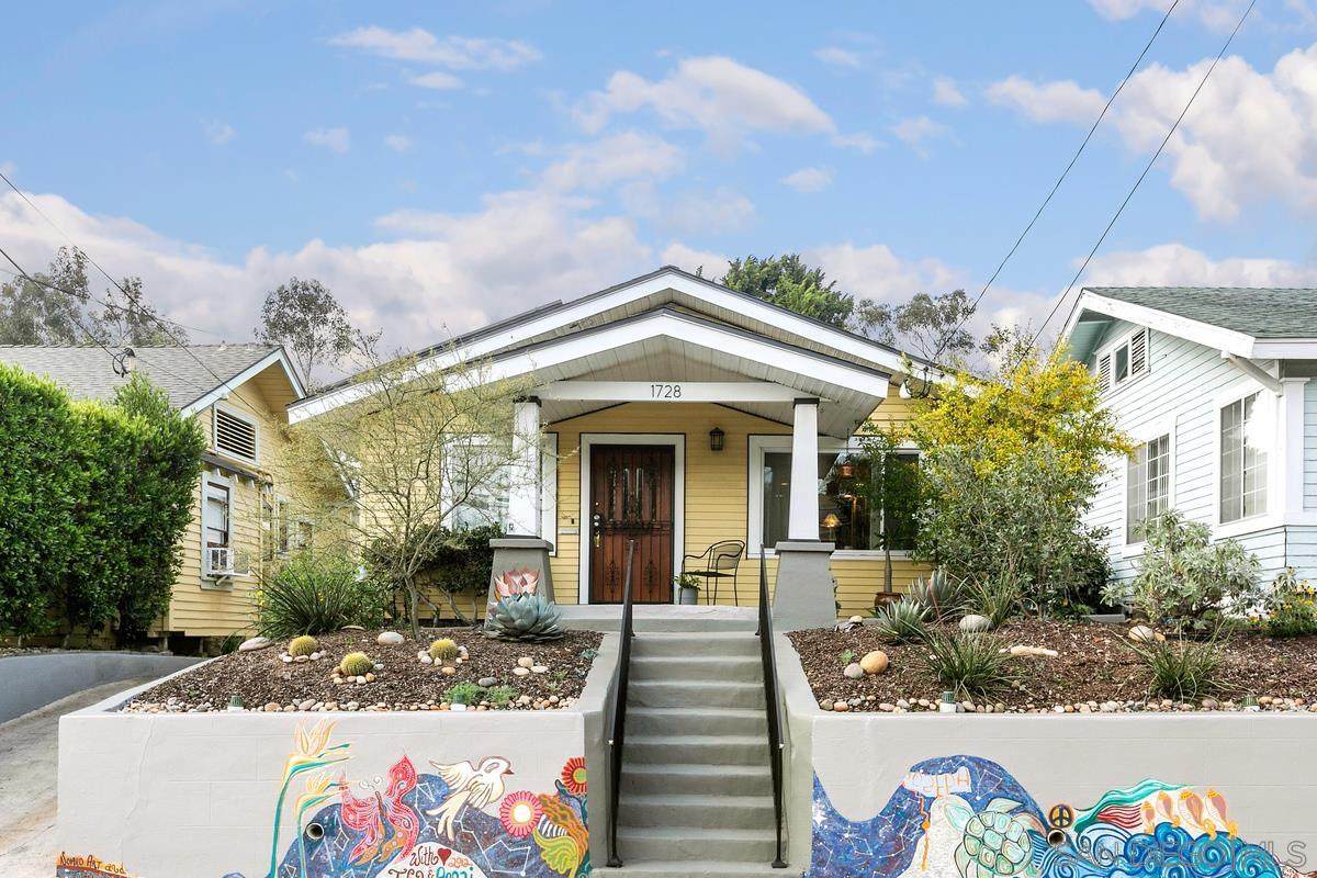 1728 Granada Avenue - Photo 1