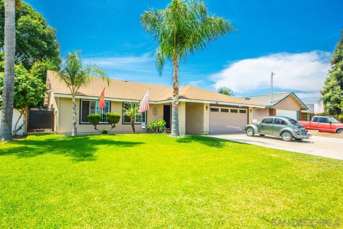 12264 Roswell Ave - Photo 1