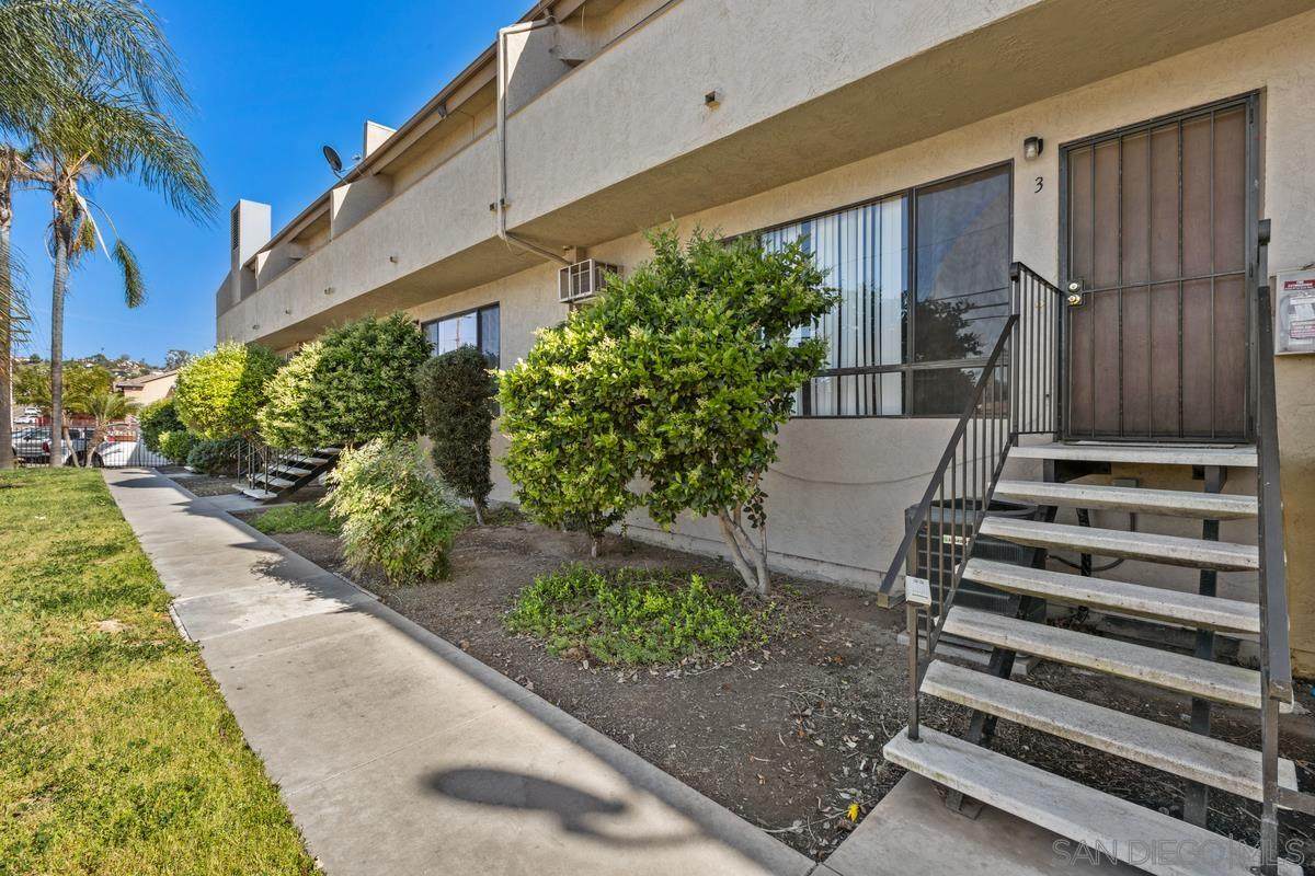 12027 Royal Rd - Photo 1