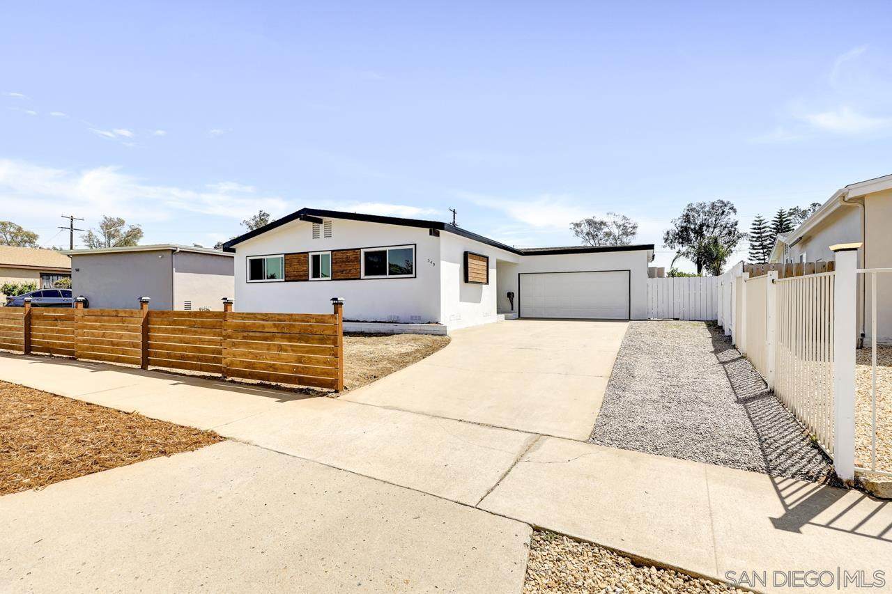 549 Sandalwood Drive - Photo 1