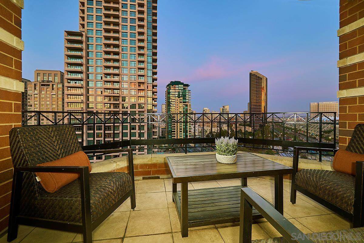 500 Harbor Drive - Photo 1