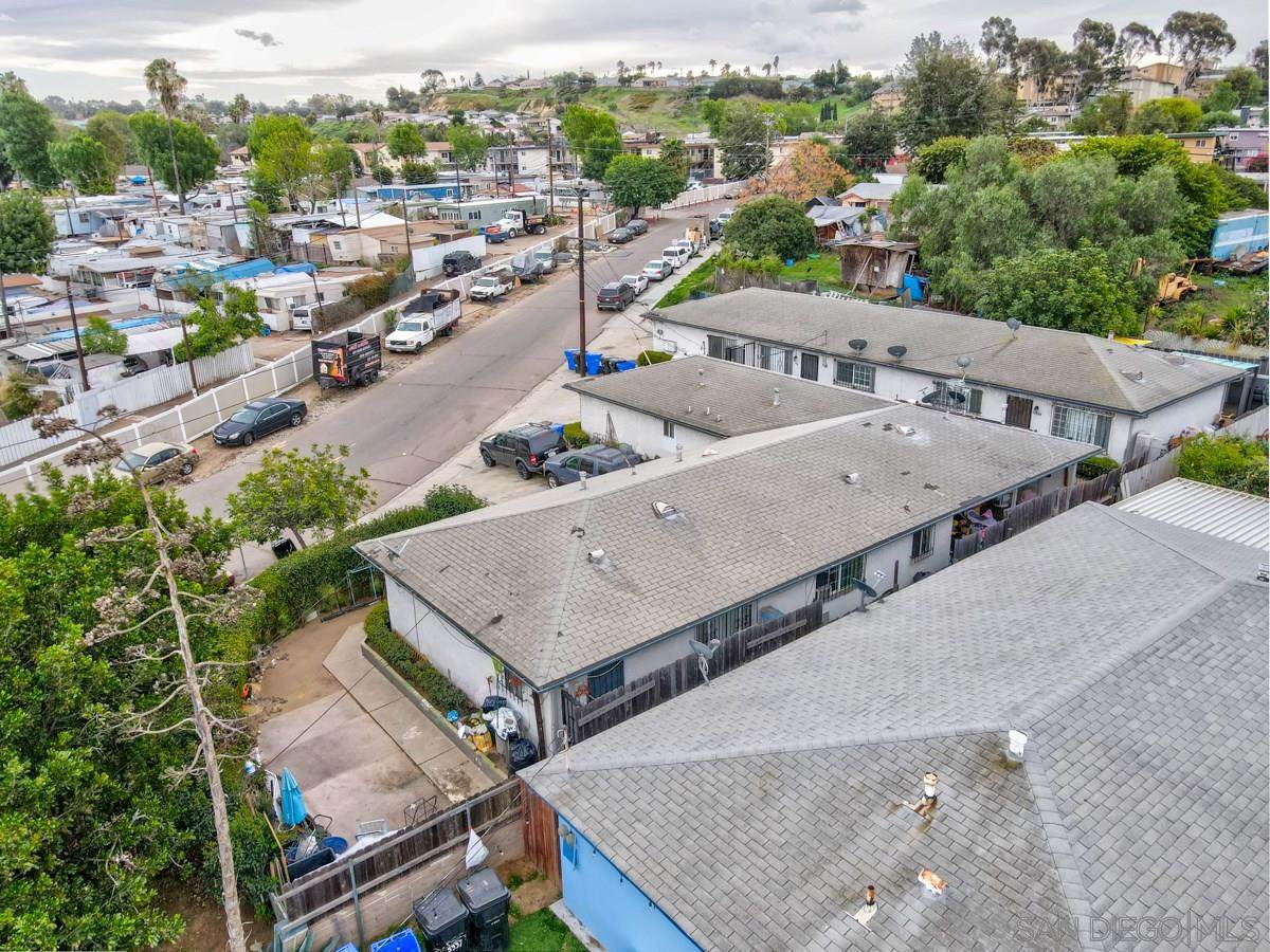 356 54th St - Photo 1