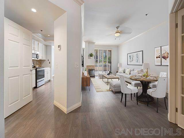 640 Camino De La Reina - Photo 1