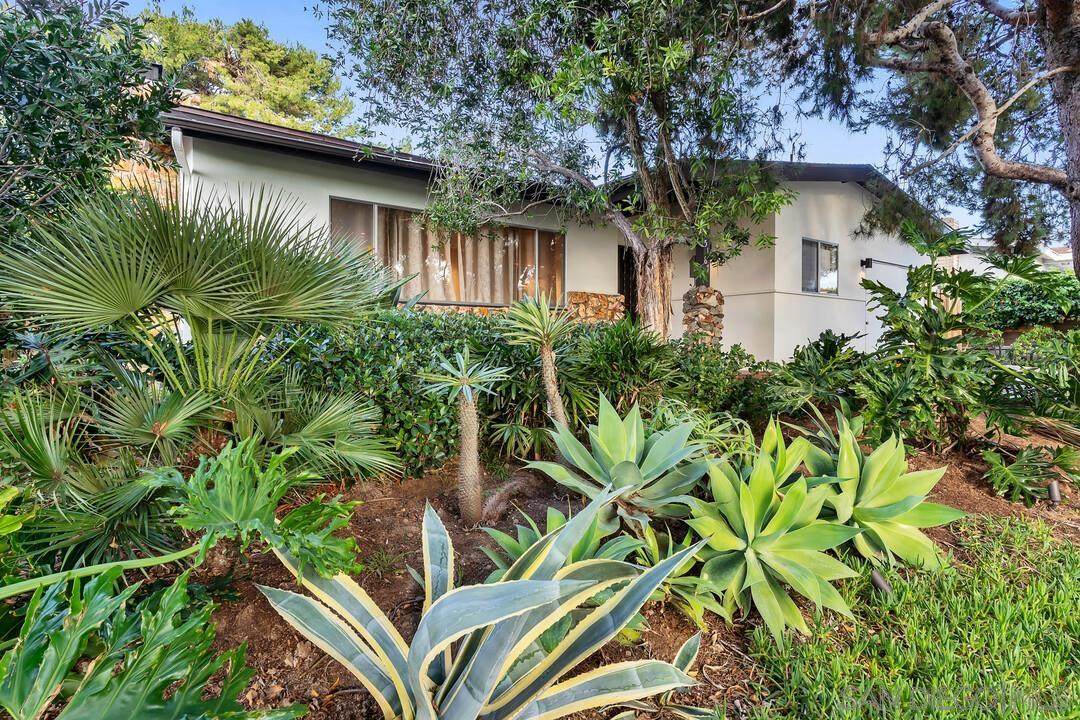 5187 Foothill Blvd - Photo 1