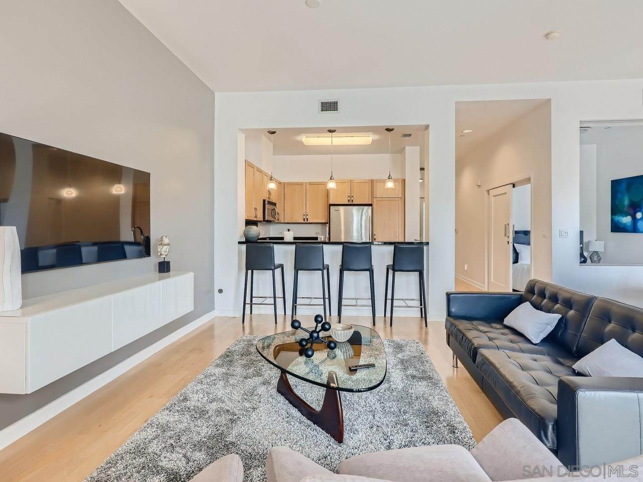 5490 La Jolla Blvd - Photo 1