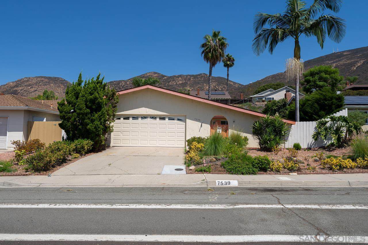7539 Golfcrest Dr - Photo 1