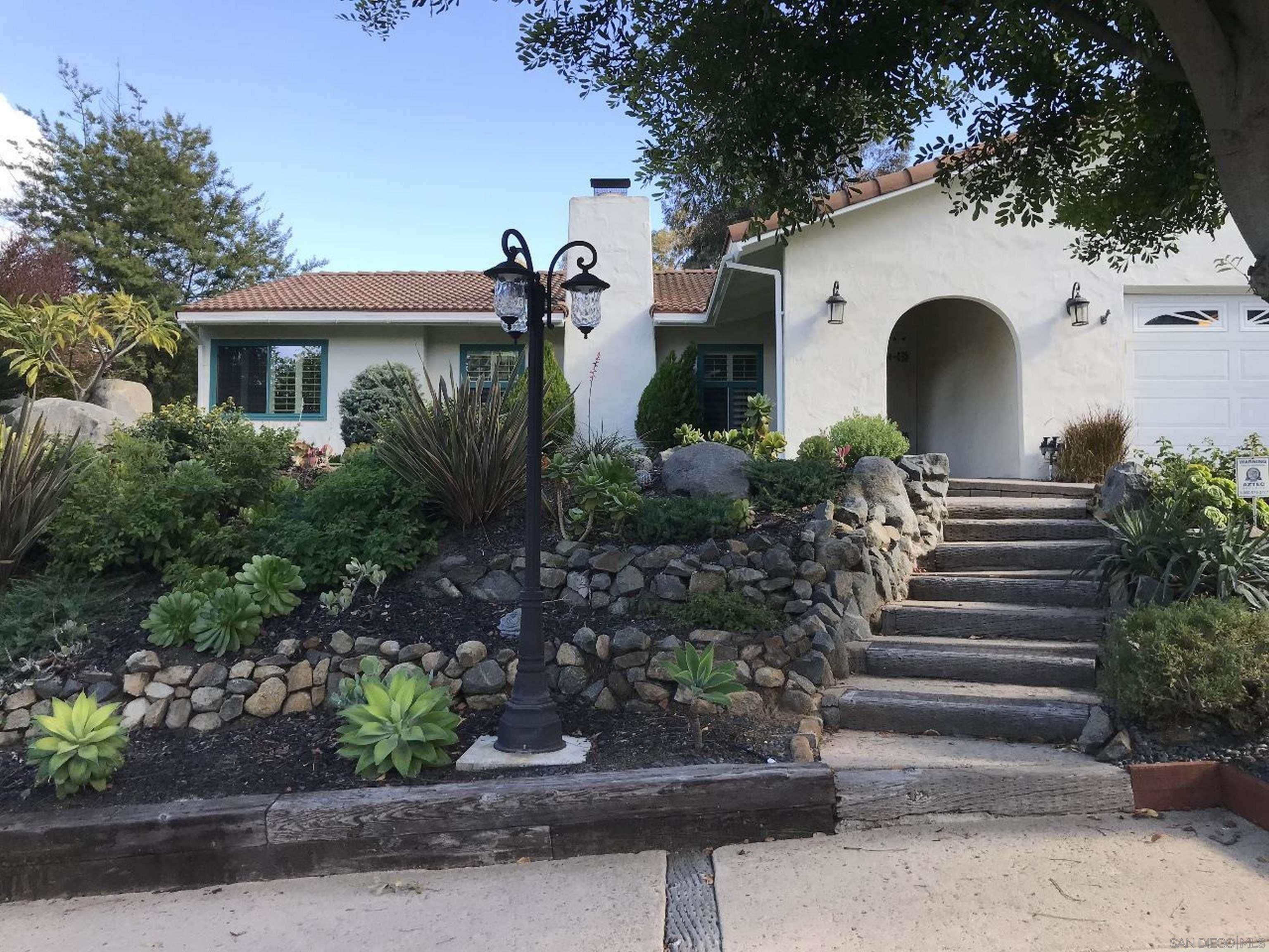 1861 El Jardin Ct - Photo 1