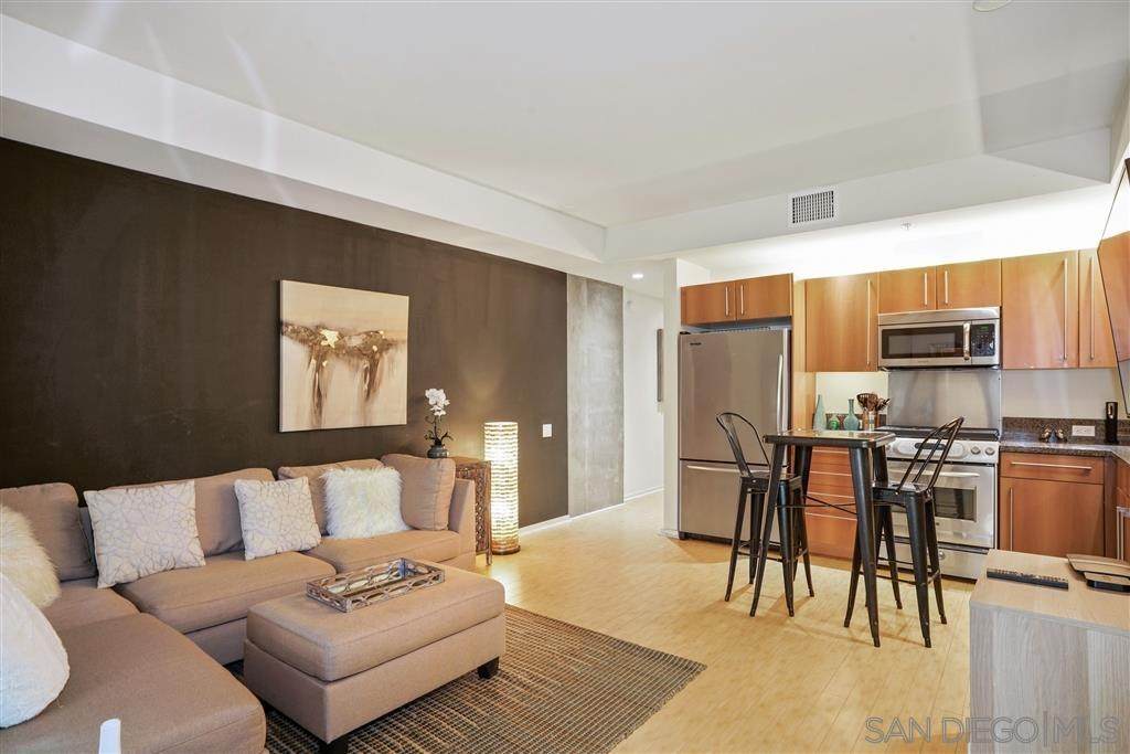350 11th Ave - Photo 1