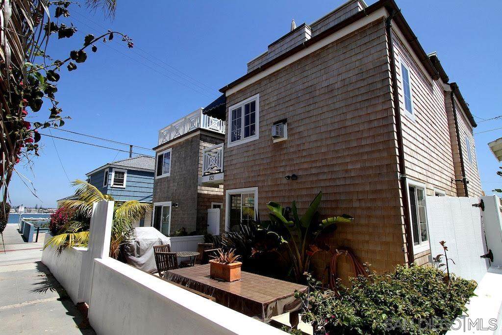 821 Tangiers Ct - Photo 1