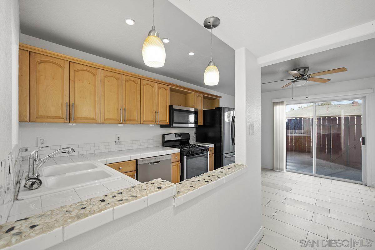 940 Calla Avenue - Photo 1