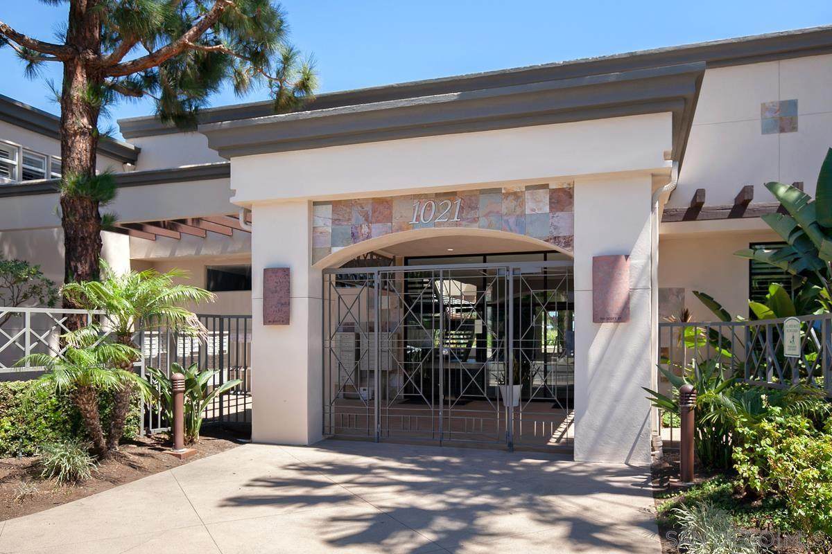 1021 Scott Street - Photo 1