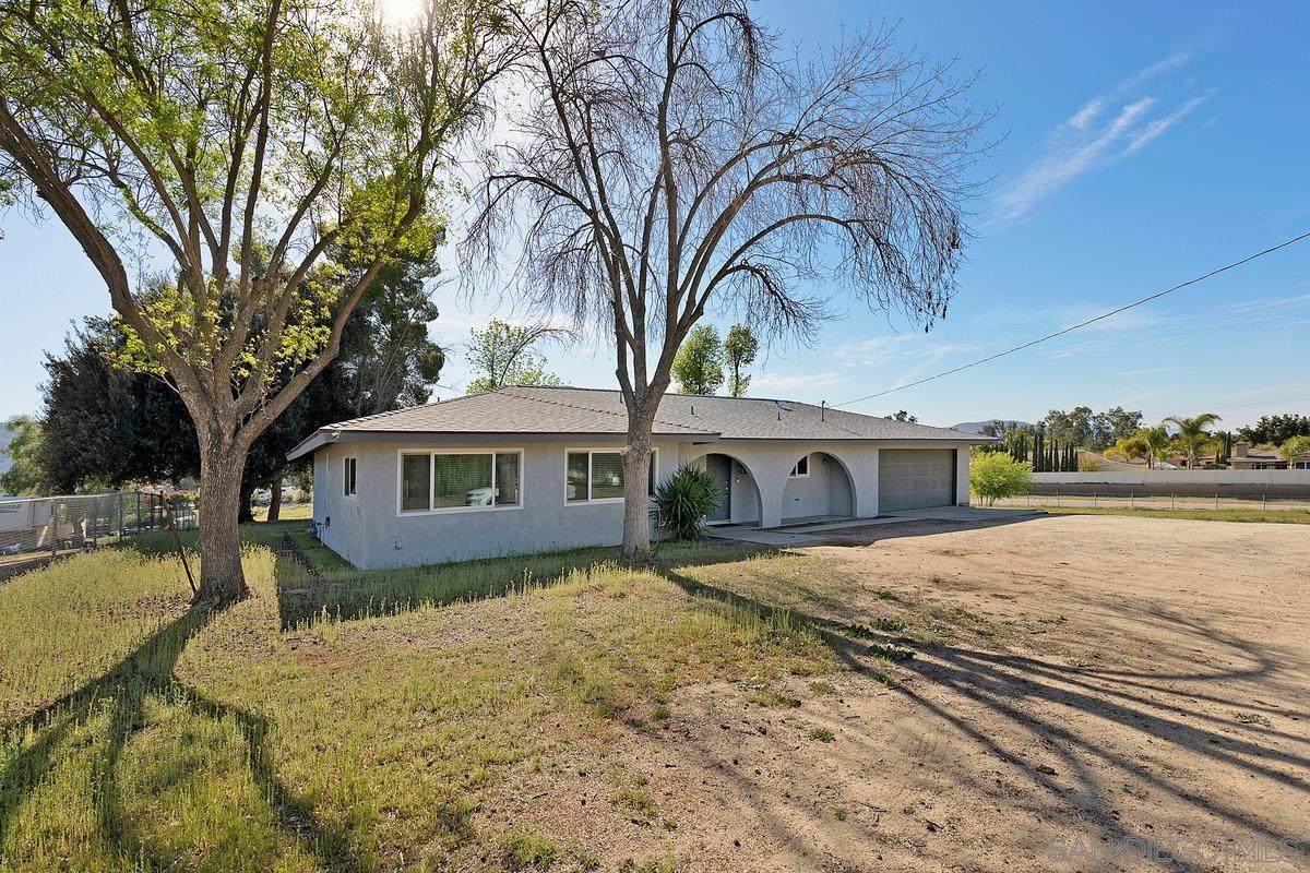 24567 Adams Ave - Photo 1