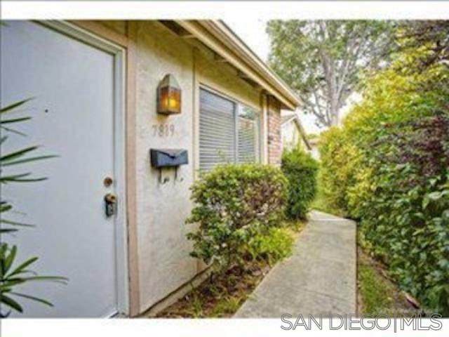7819 Camino Glorita - Photo 1