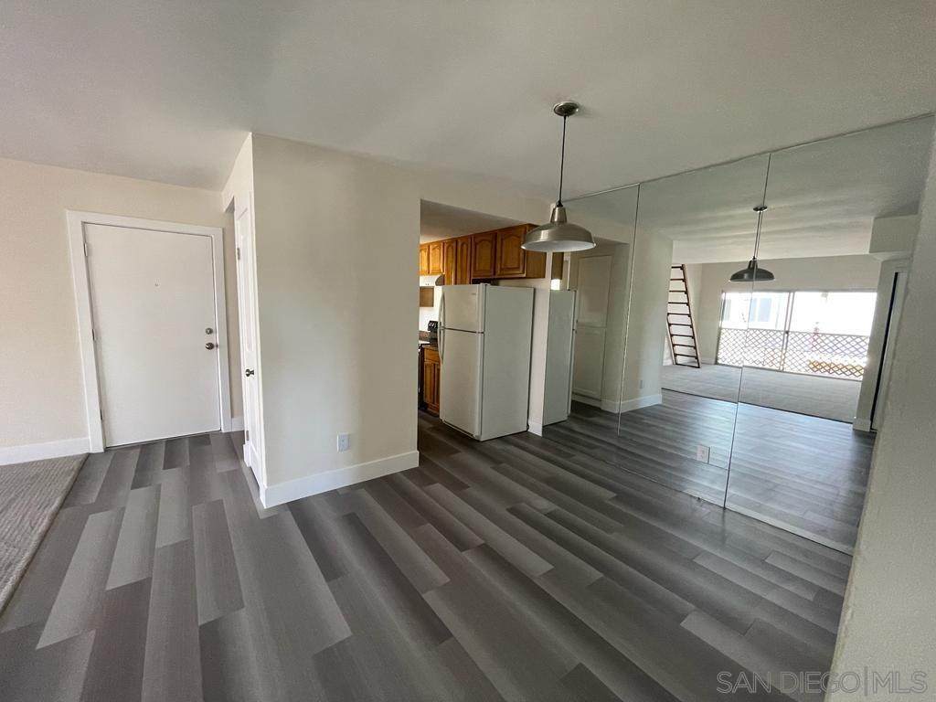475 Midway Dr - Photo 1