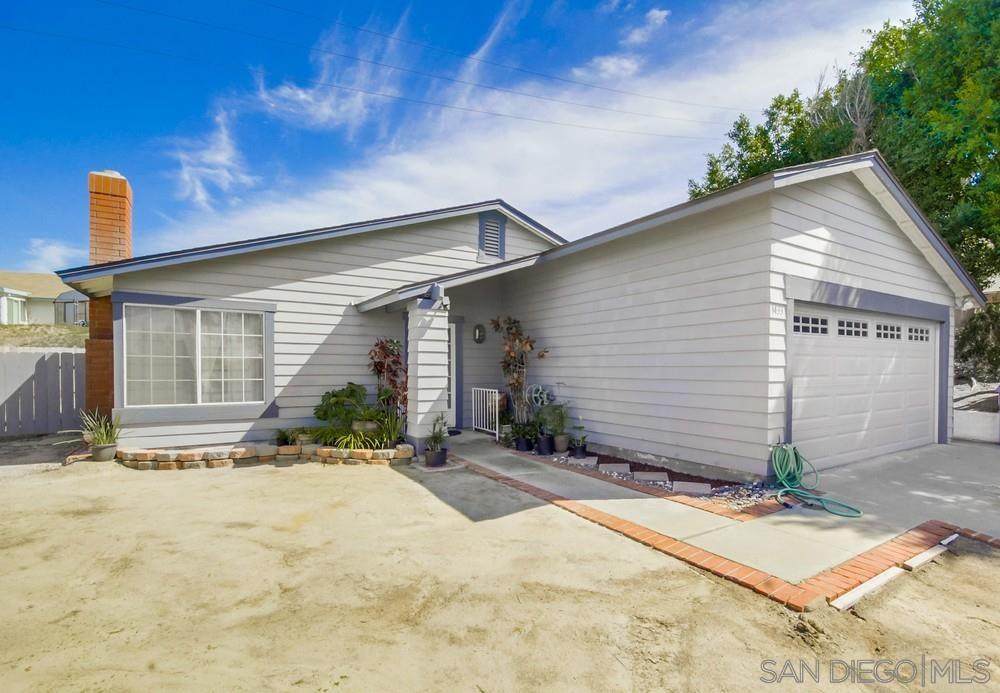 1433 Paradise Hills Rd - Photo 1