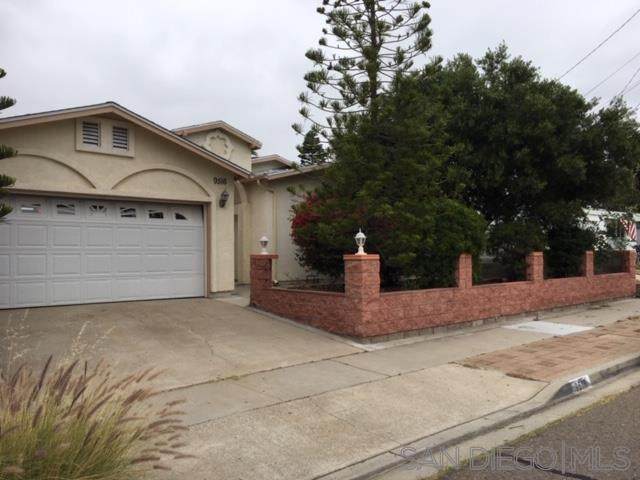 9516 Larrabee Ave - Photo 1