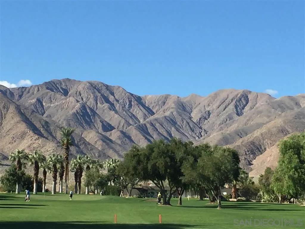 1586 De Anza Dr - Photo 1