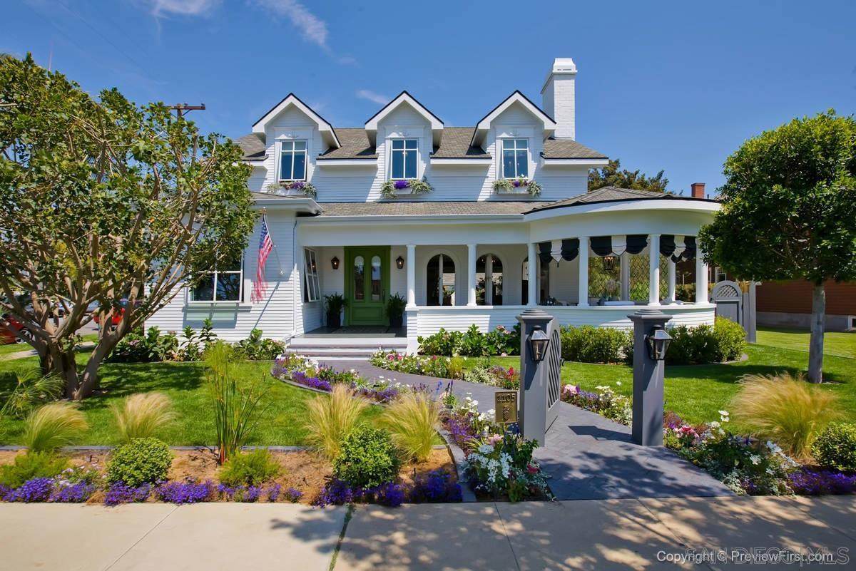 1105 F Avenue - Photo 1