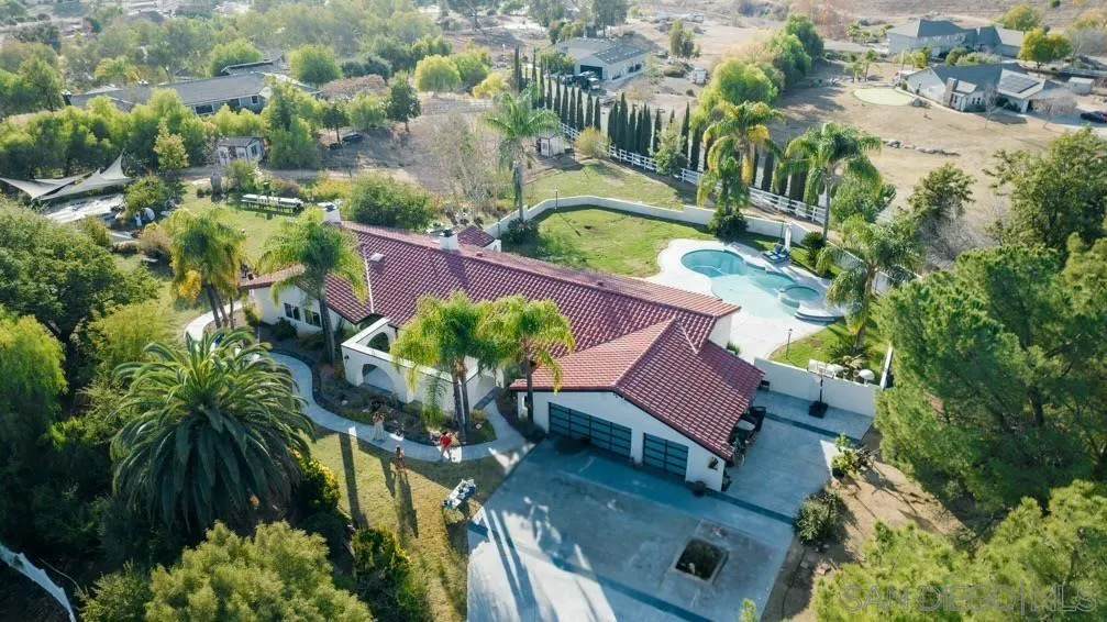 37389 Avenida Chapala - Photo 1