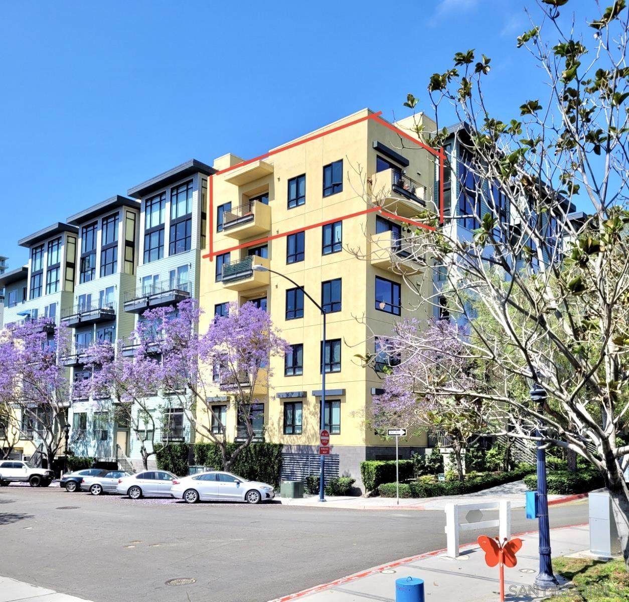 889 Date St. - Photo 1