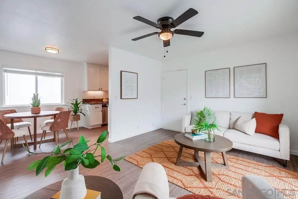 2020 Diamond St - Photo 1