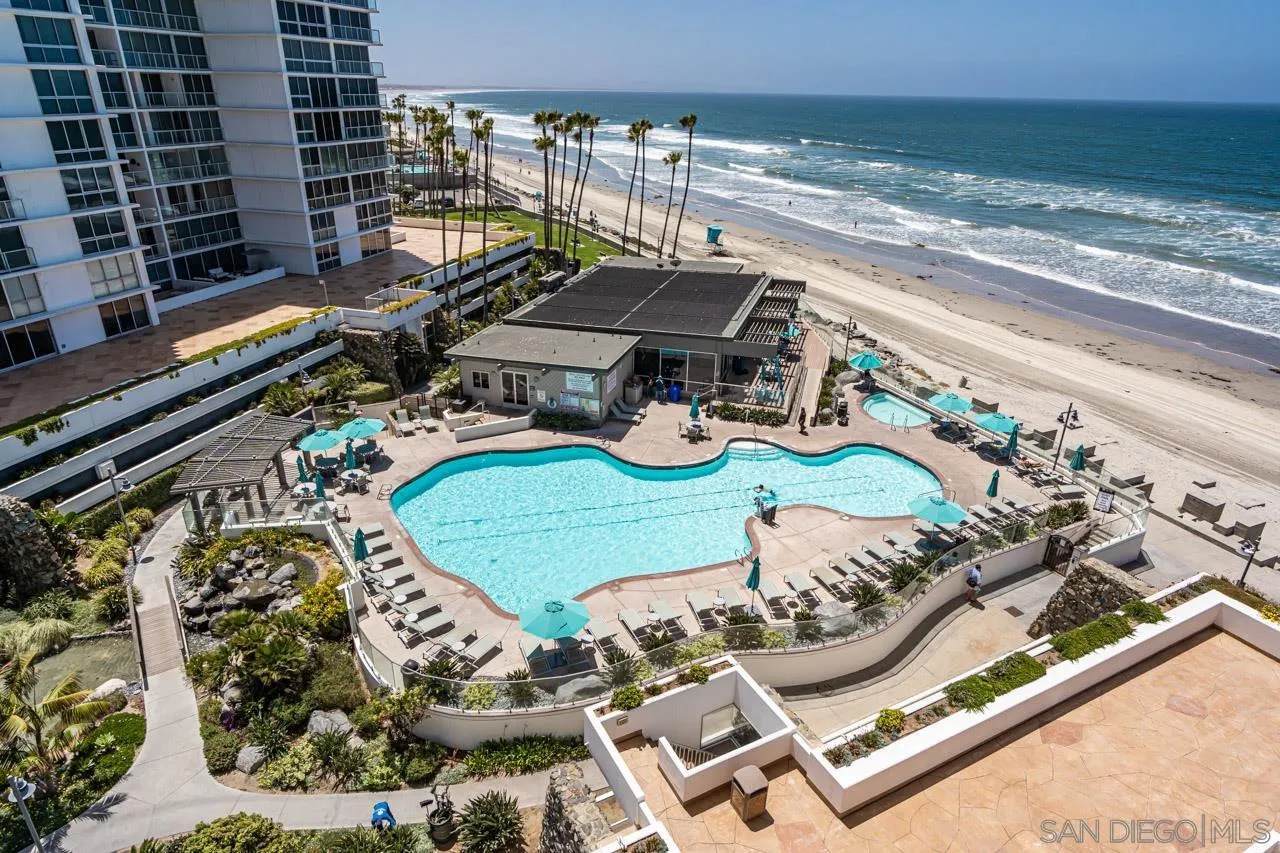 1760 Avenida Del Mundo - Photo 1