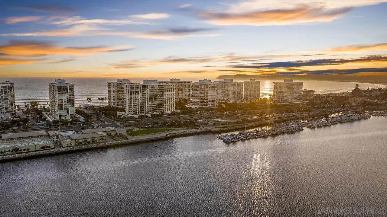 1750 Avenida Del Mundo - Photo 1