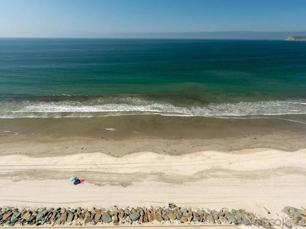 1760 Avenida Del Mundo - Photo 1